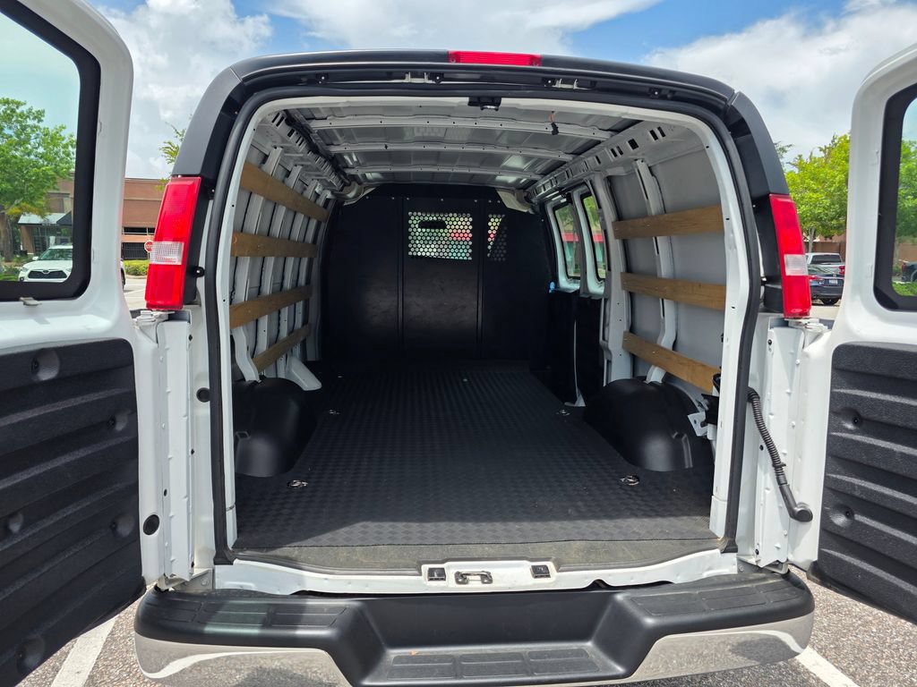 Certified 2025 Chevrolet Express 2500 w/ Driver Convenience Package RWD image 23