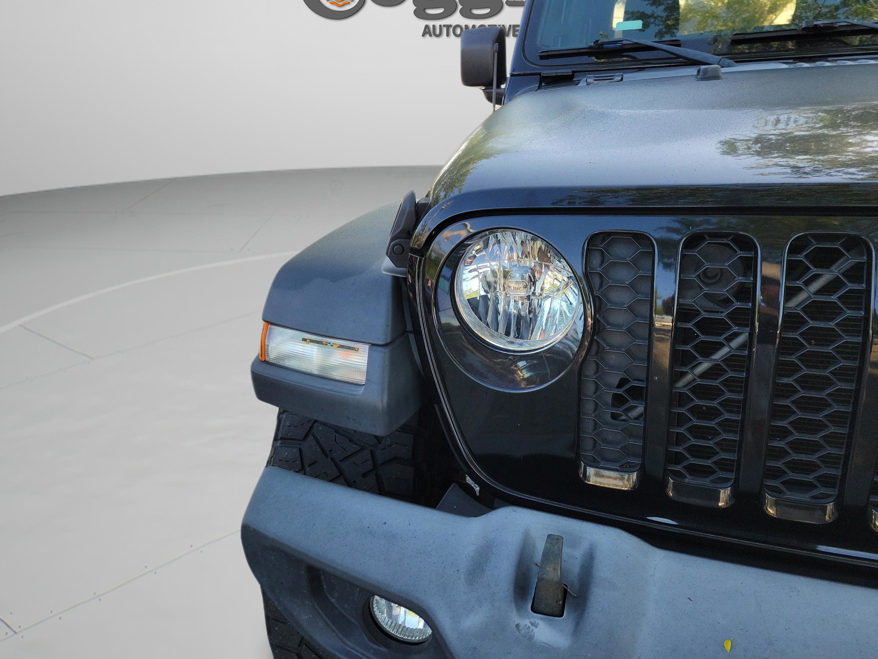 Used 2020 Jeep Gladiator Sport w/ Quick Order Package 24S AWD/4WD image 13