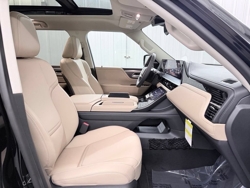 New 2026 INFINITI QX80 Pure RWD image 46