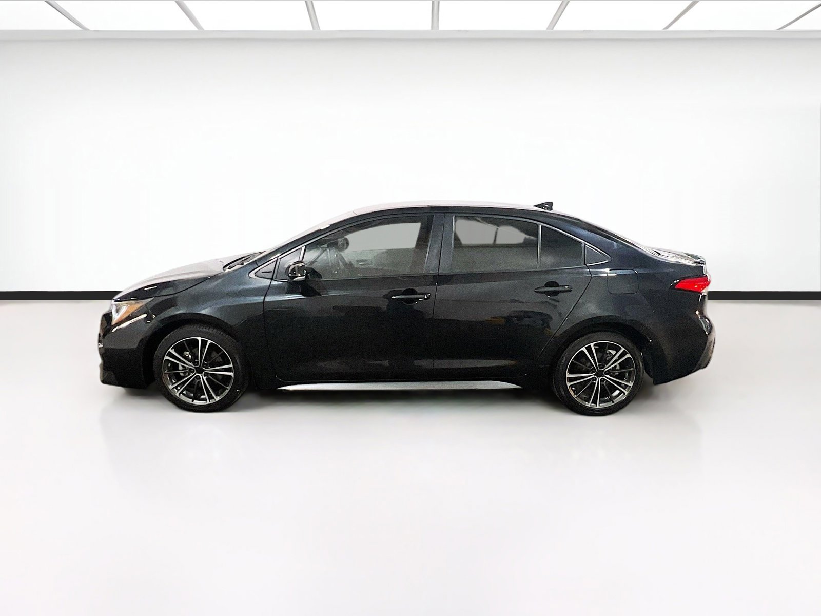 Used 2020 Toyota Corolla SE image 21