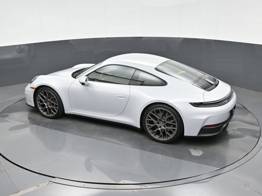 Certified 2025 Porsche 911 Carrera RWD image 27