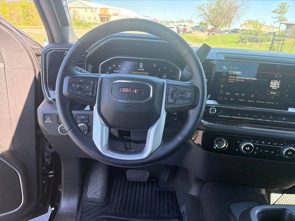 Used 2024 GMC Sierra 1500 Elevation image 15