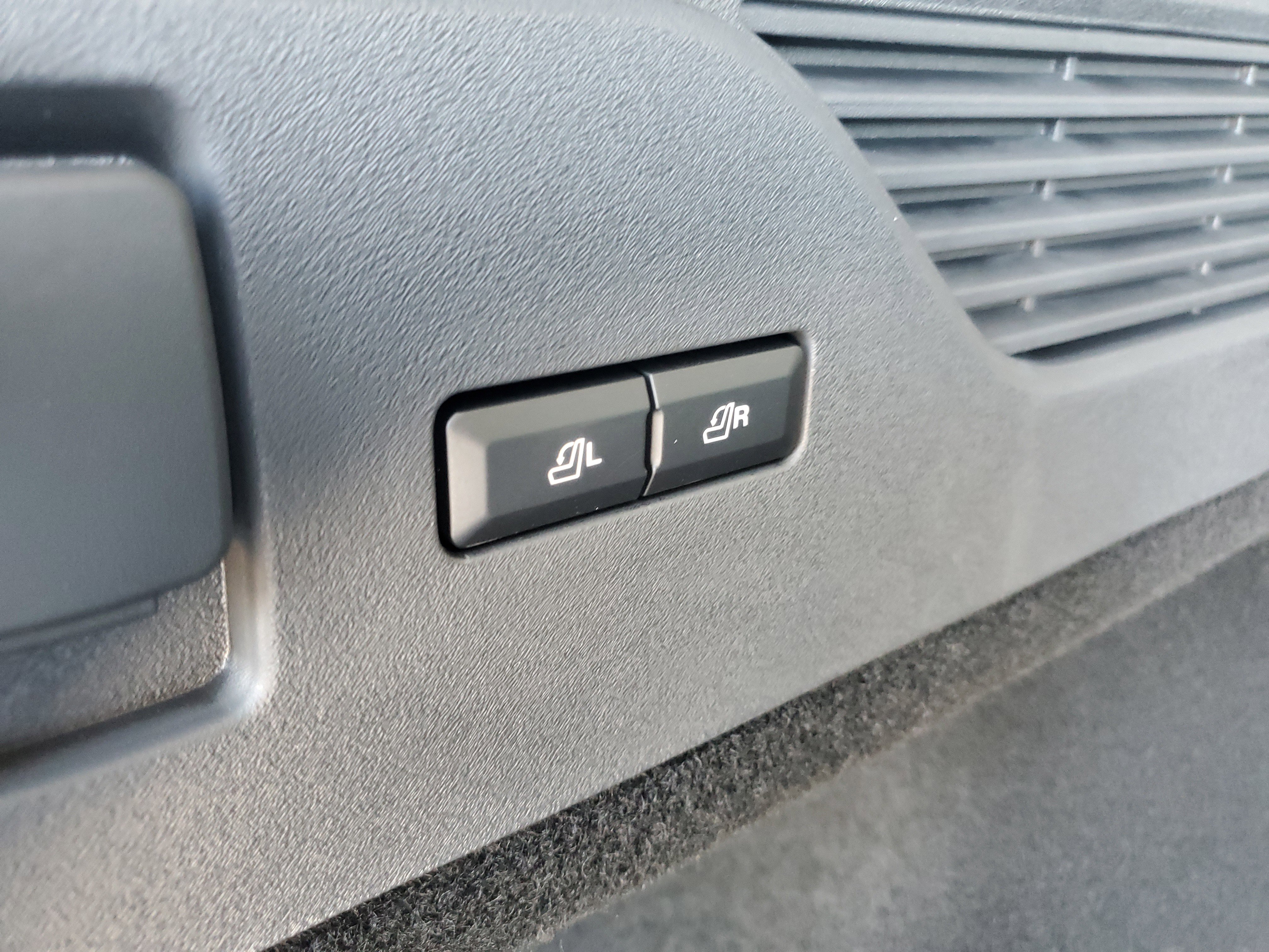 New 2026 Lincoln Nautilus Reserve w/ Jet Appearance Package image 33