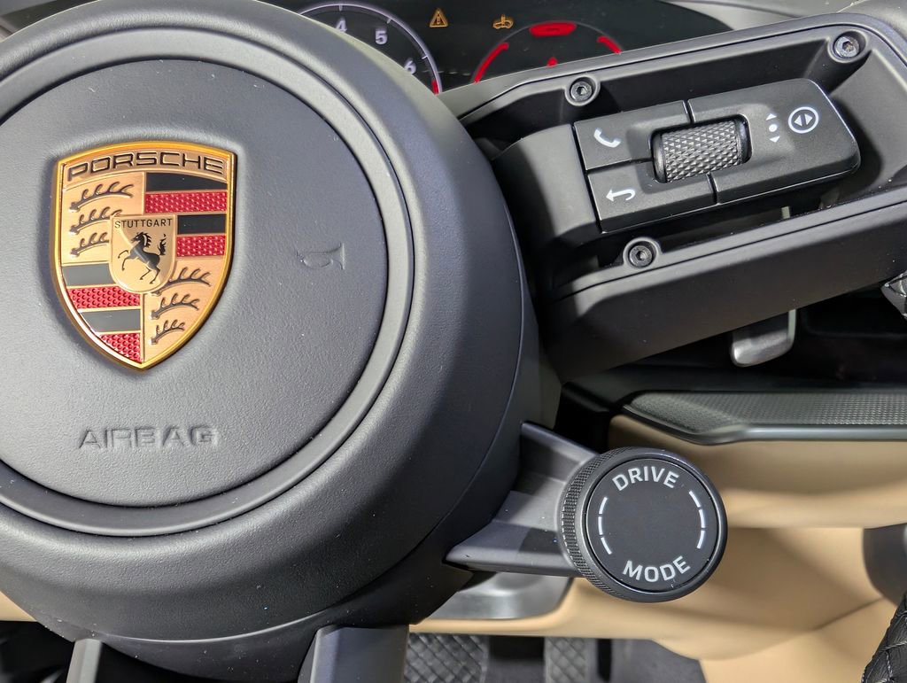 New 2026 Porsche Cayenne image 39