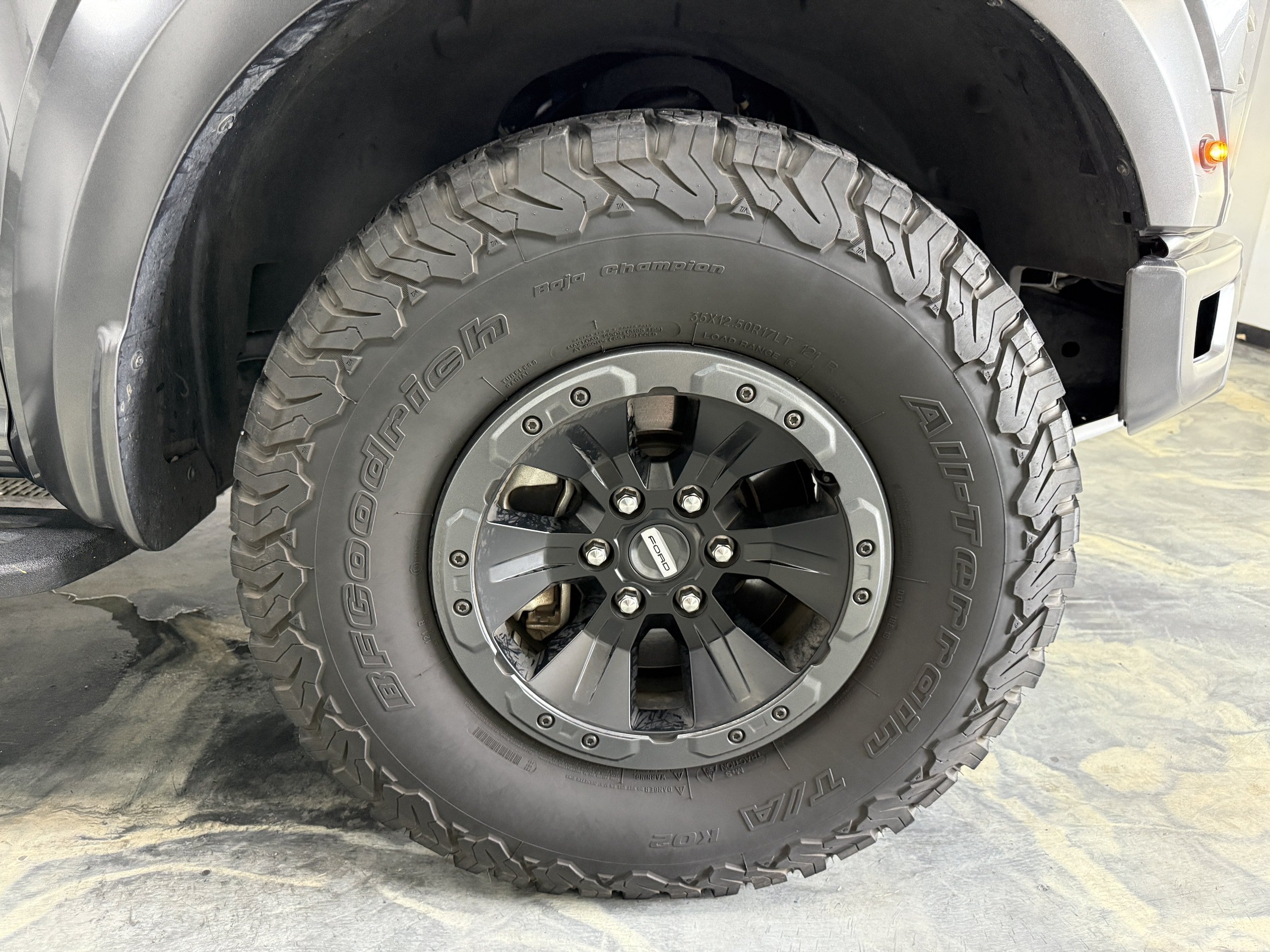 Used 2018 Ford F150 Raptor w/ Equipment Group 802A Luxury AWD/4WD image 30