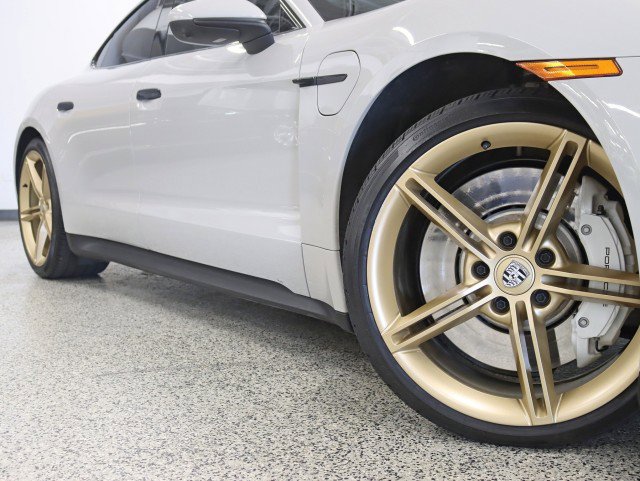 Used 2024 Porsche Taycan 4S image 4