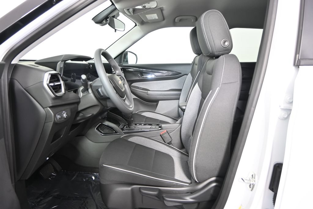 New 2026 Chevrolet TrailBlazer LS w/ LS Convenience Package AWD/4WD image 20