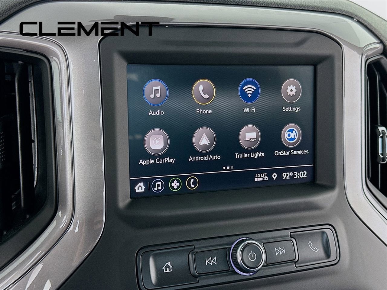 Used 2022 Chevrolet Silverado 1500 Custom Trail Boss w/ Safety Confidence Package AWD/4WD image 19