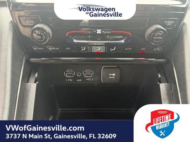 Used 2023 Jeep Grand Cherokee Laredo RWD image 28