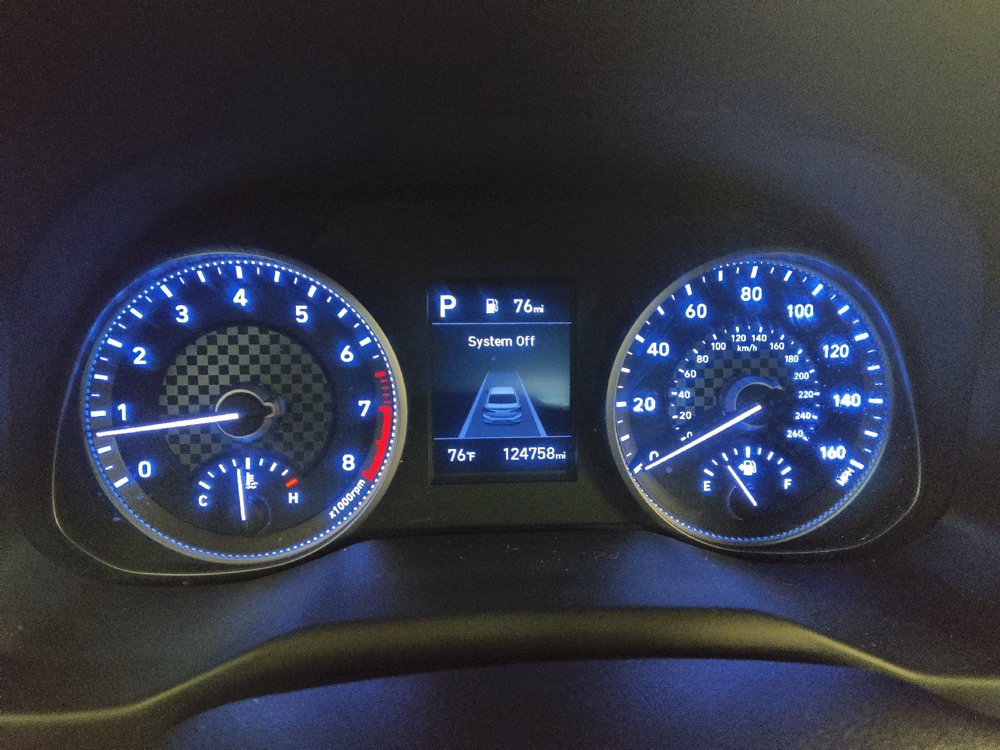 Used 2019 Hyundai Elantra Limited FWD image 23