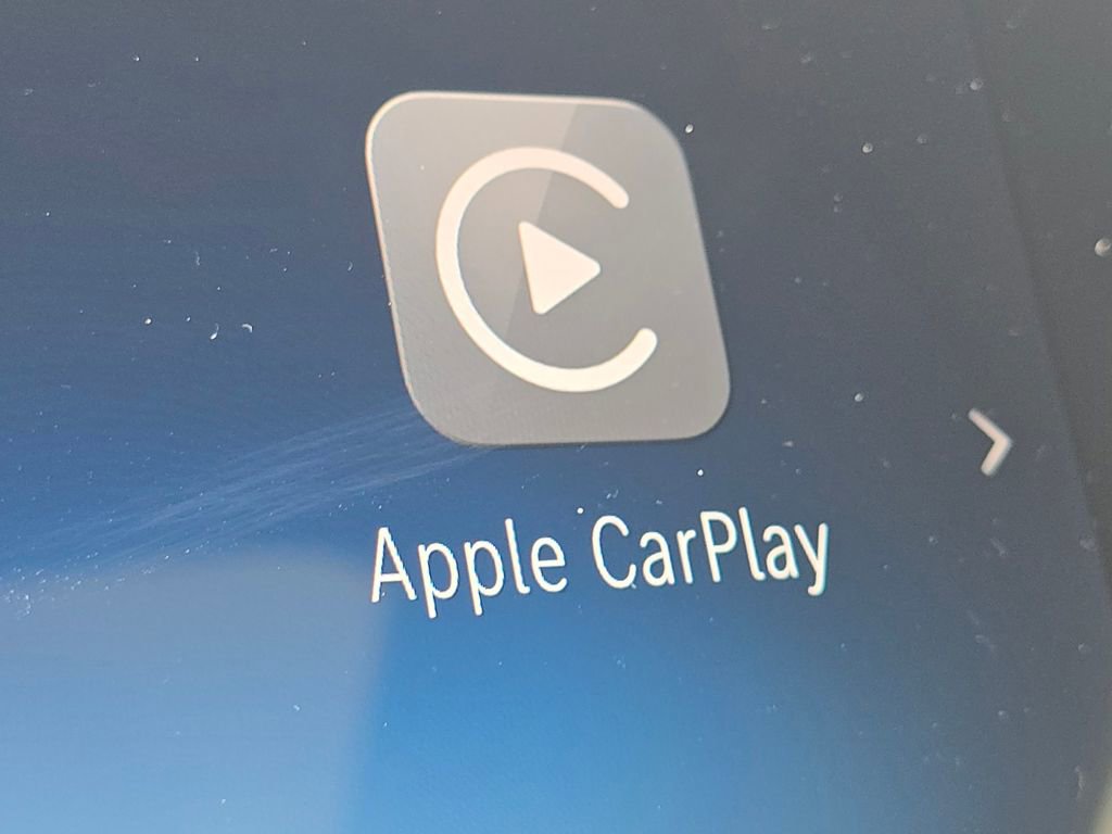 Certified 2026 Mercedes-Benz GLC 300 4MATIC image 4