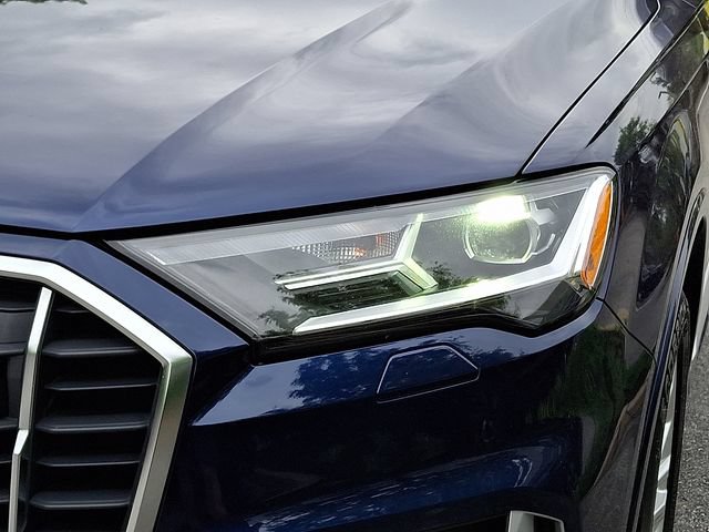 Used 2023 Audi Q7 2.0T Premium w/ Convenience Package AWD/4WD image 9