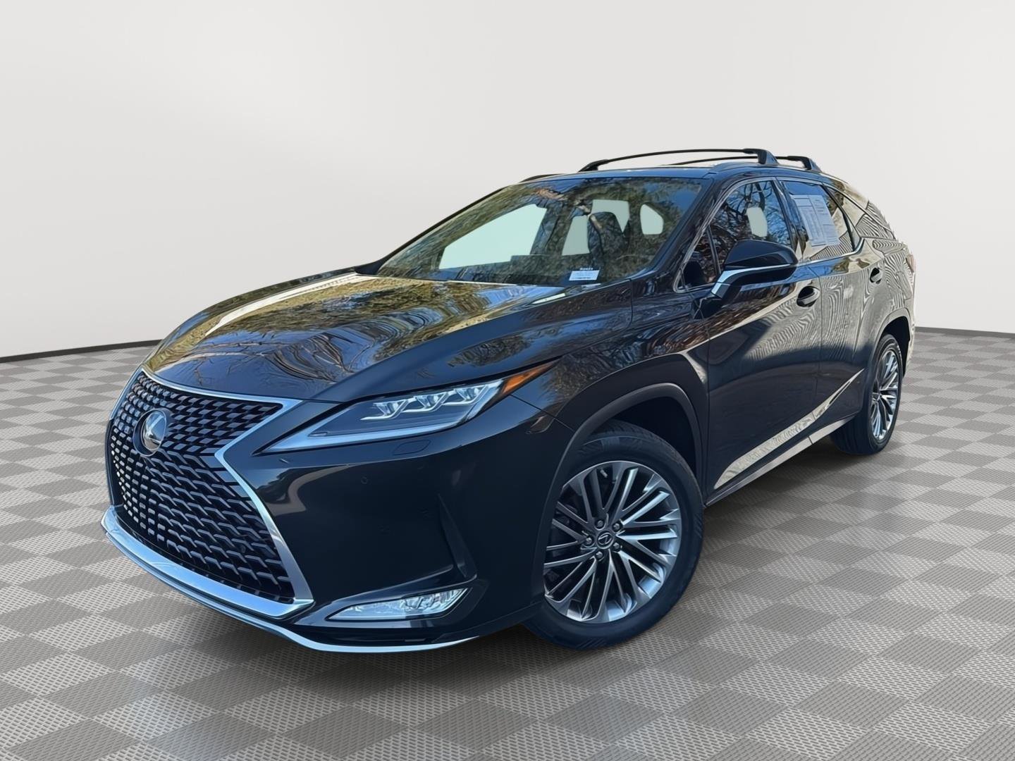 Used 2021 Lexus RX 350L Luxury w/ Accessory Package image 2