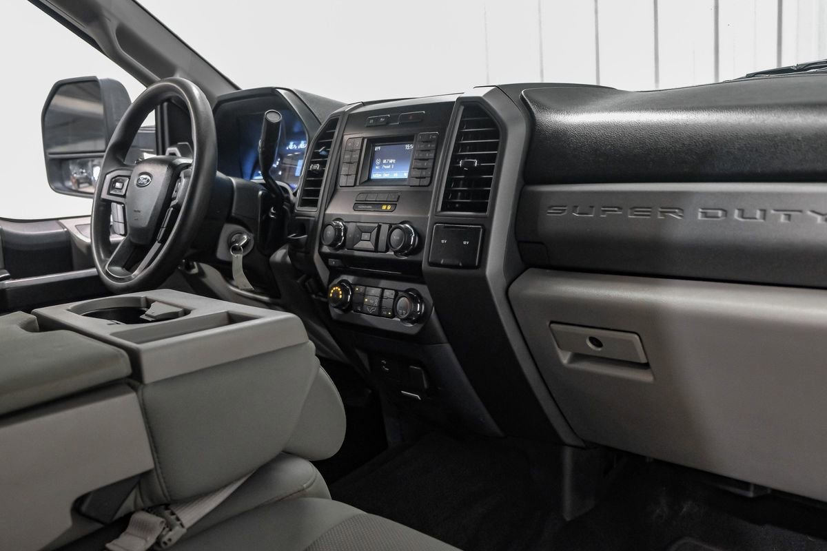 Used 2018 Ford F350 XL w/ STX Appearance Package RWD image 12