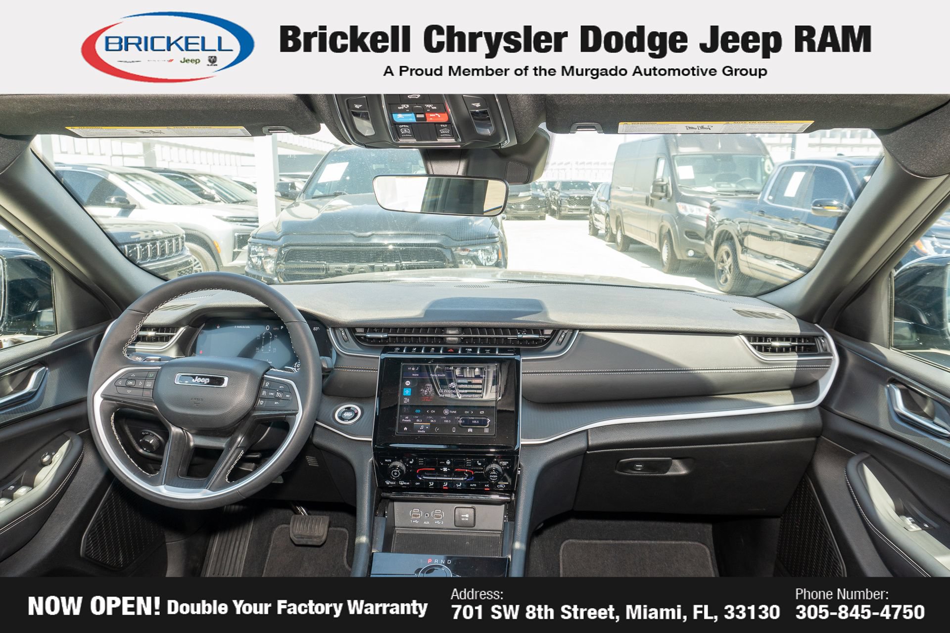 Used 2025 Jeep Grand Cherokee L Altitude AWD/4WD image 22