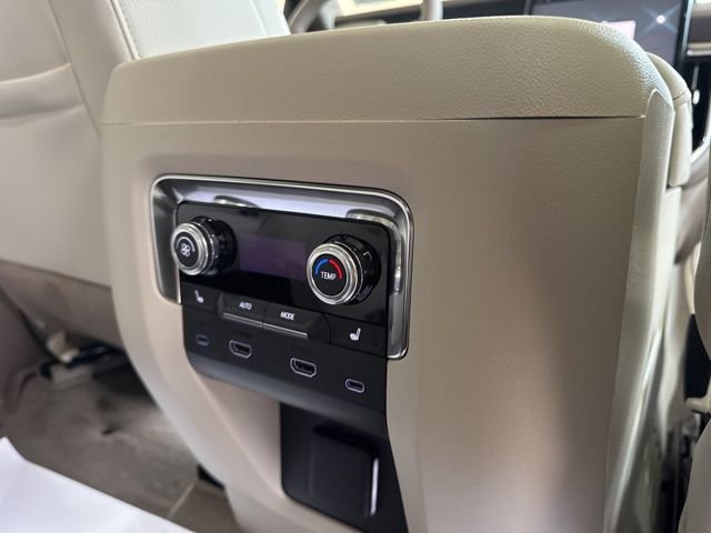 New 2026 GMC Yukon Denali w/ Advanced Technology Package image 29