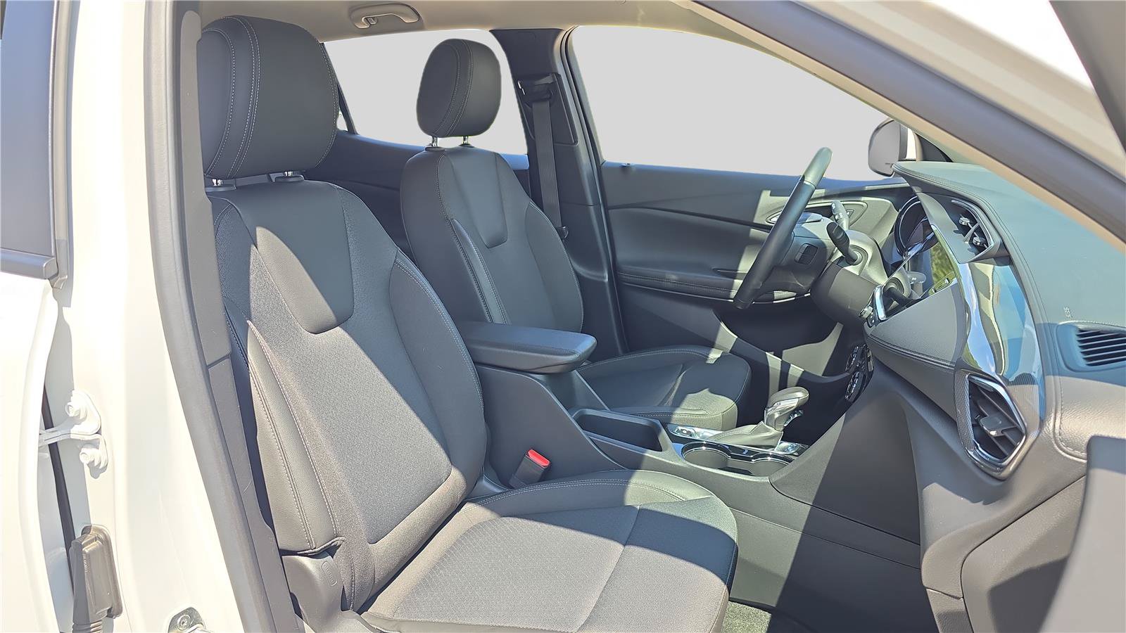 Used 2023 Buick Encore GX Select w/ Sport Touring Package AWD/4WD image 14