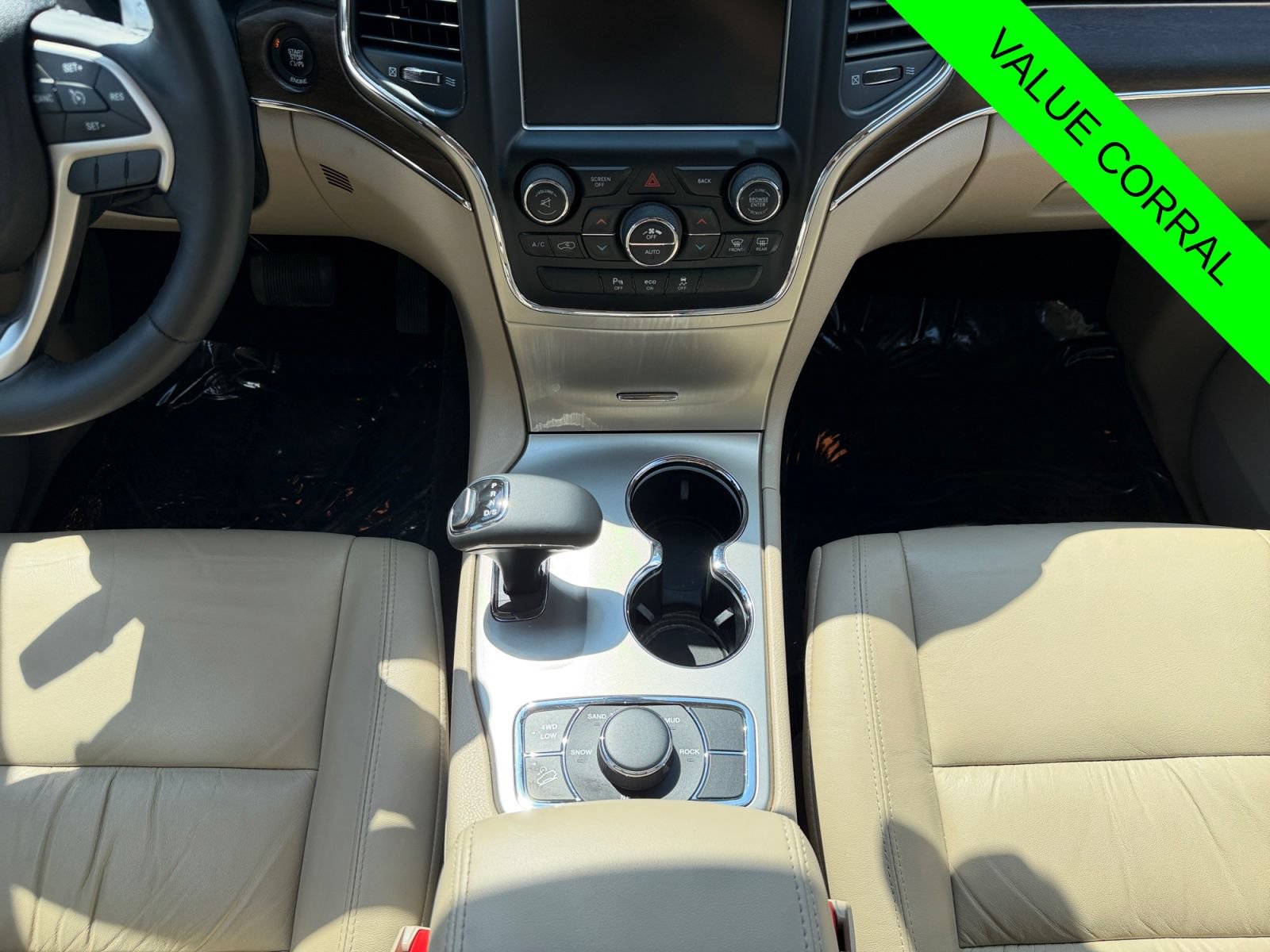 Used 2015 Jeep Grand Cherokee Limited w/ Trailer Tow Group IV AWD/4WD image 11