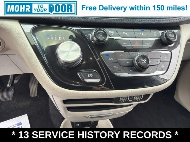 Used 2021 Chrysler Pacifica Touring-L FWD image 22
