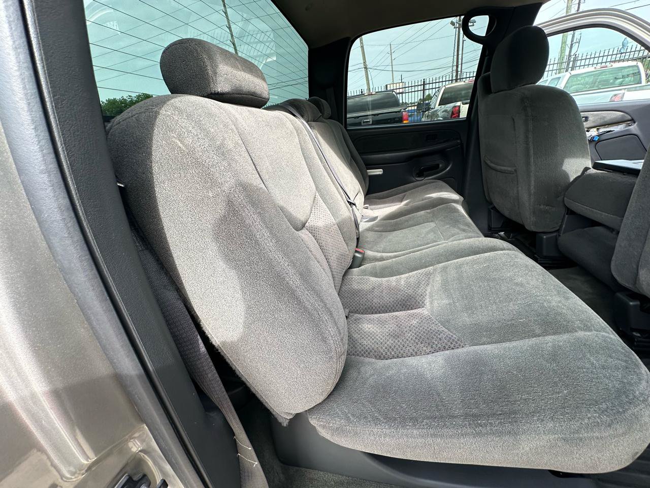 Used 2003 Chevrolet Silverado 2500 LS RWD image 30