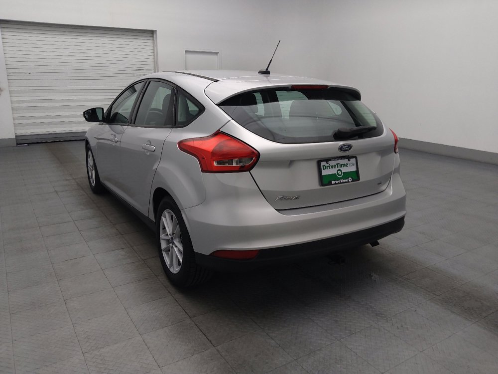 Used 2017 Ford Focus SE FWD image 5