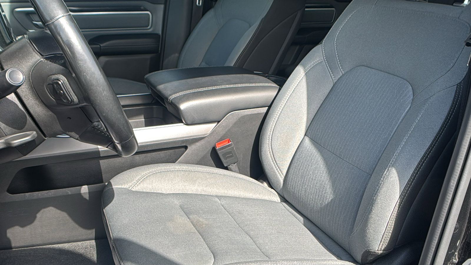 Used 2022 RAM 1500 Big Horn AWD/4WD image 27