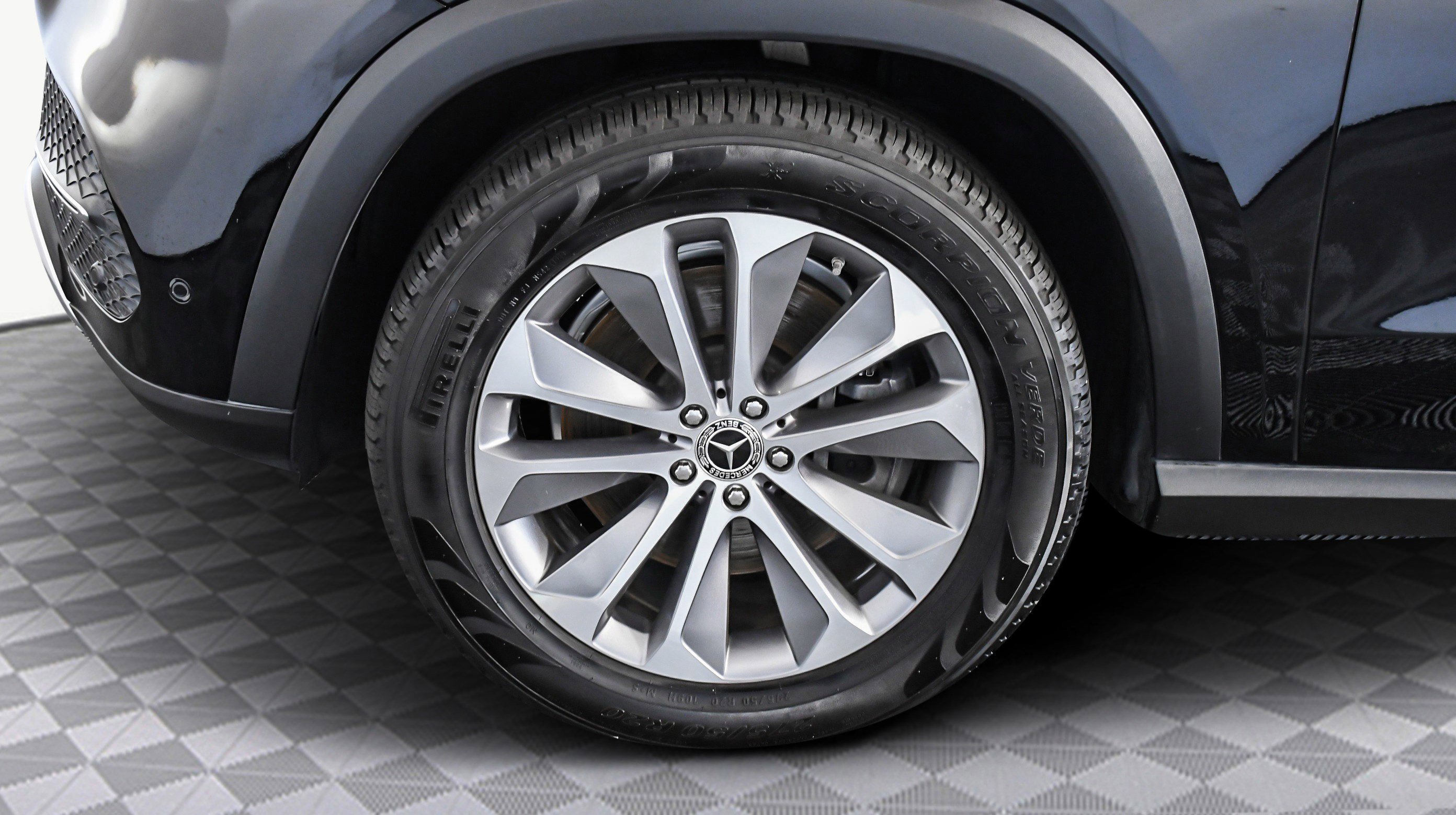 Used 2020 Mercedes-Benz GLE 450 4MATIC image 34