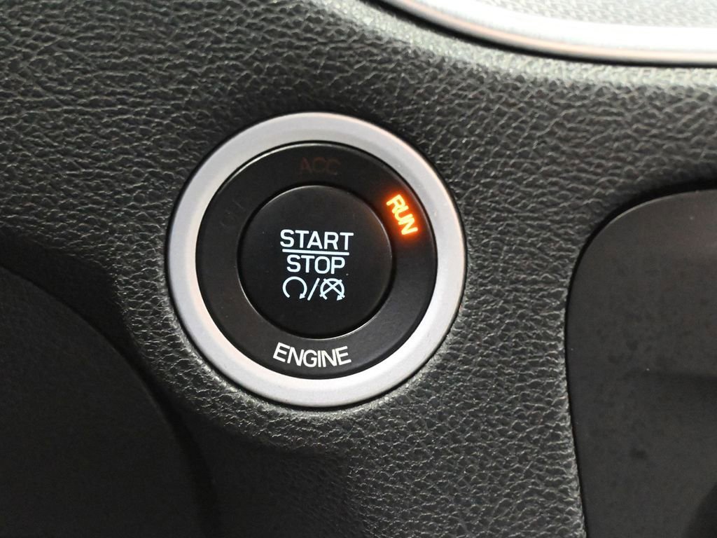 Used 2014 Dodge Charger R/T w/ Blacktop Package image 30