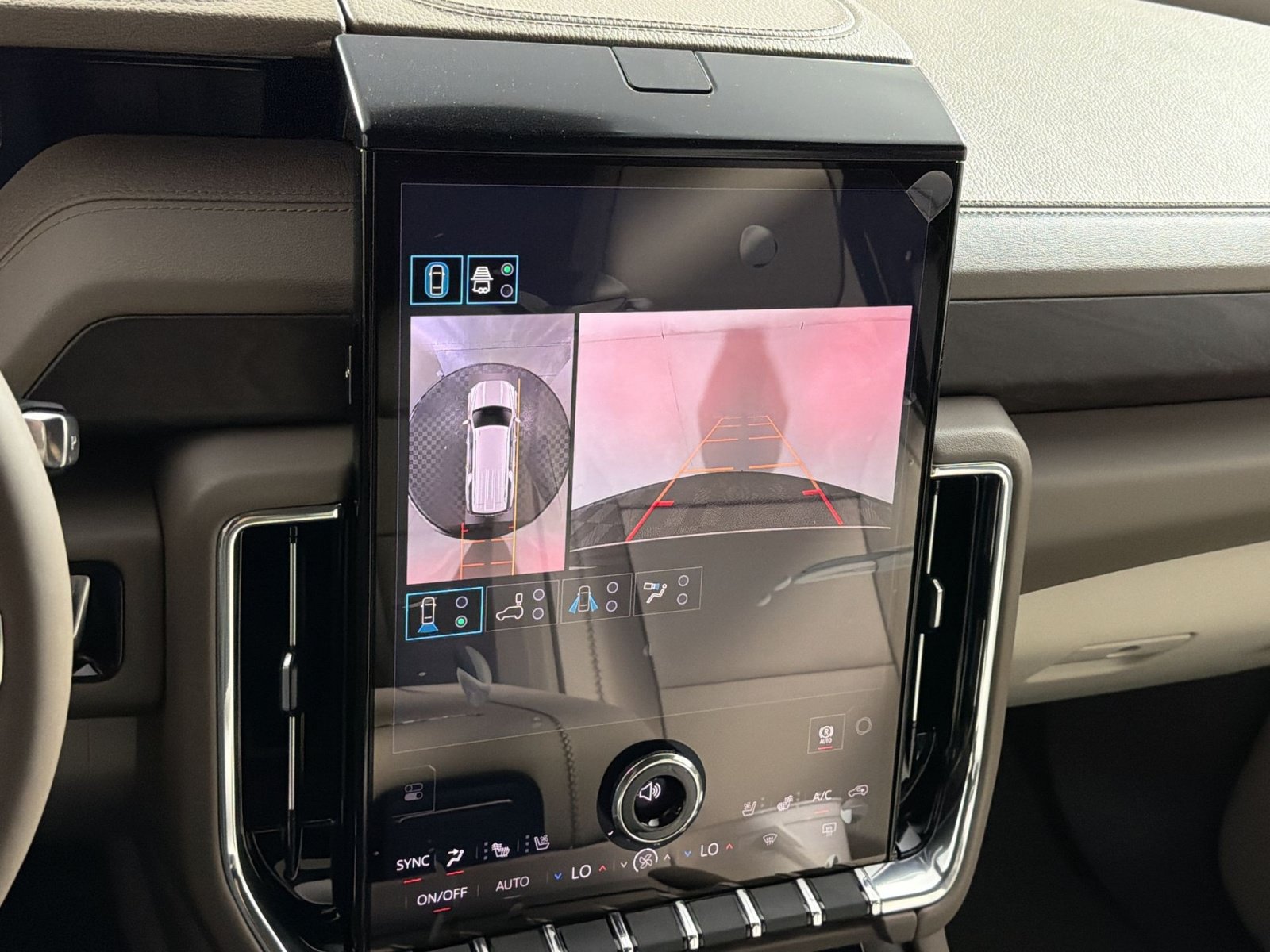 New 2026 GMC Yukon XL Denali w/ Sun & Power Step Package AWD/4WD image 19