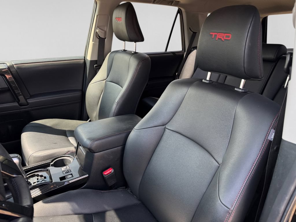 Used 2020 Toyota 4Runner TRD Off-Road Premium w/ Moonroof Package AWD/4WD image 23