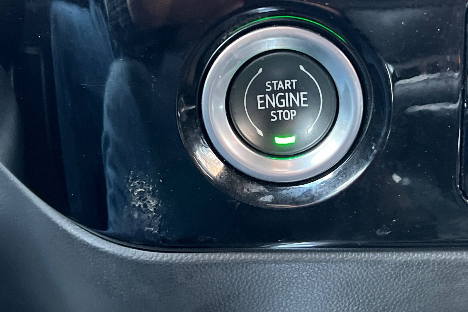 Used 2022 GMC Sierra 1500 Elevation image 28