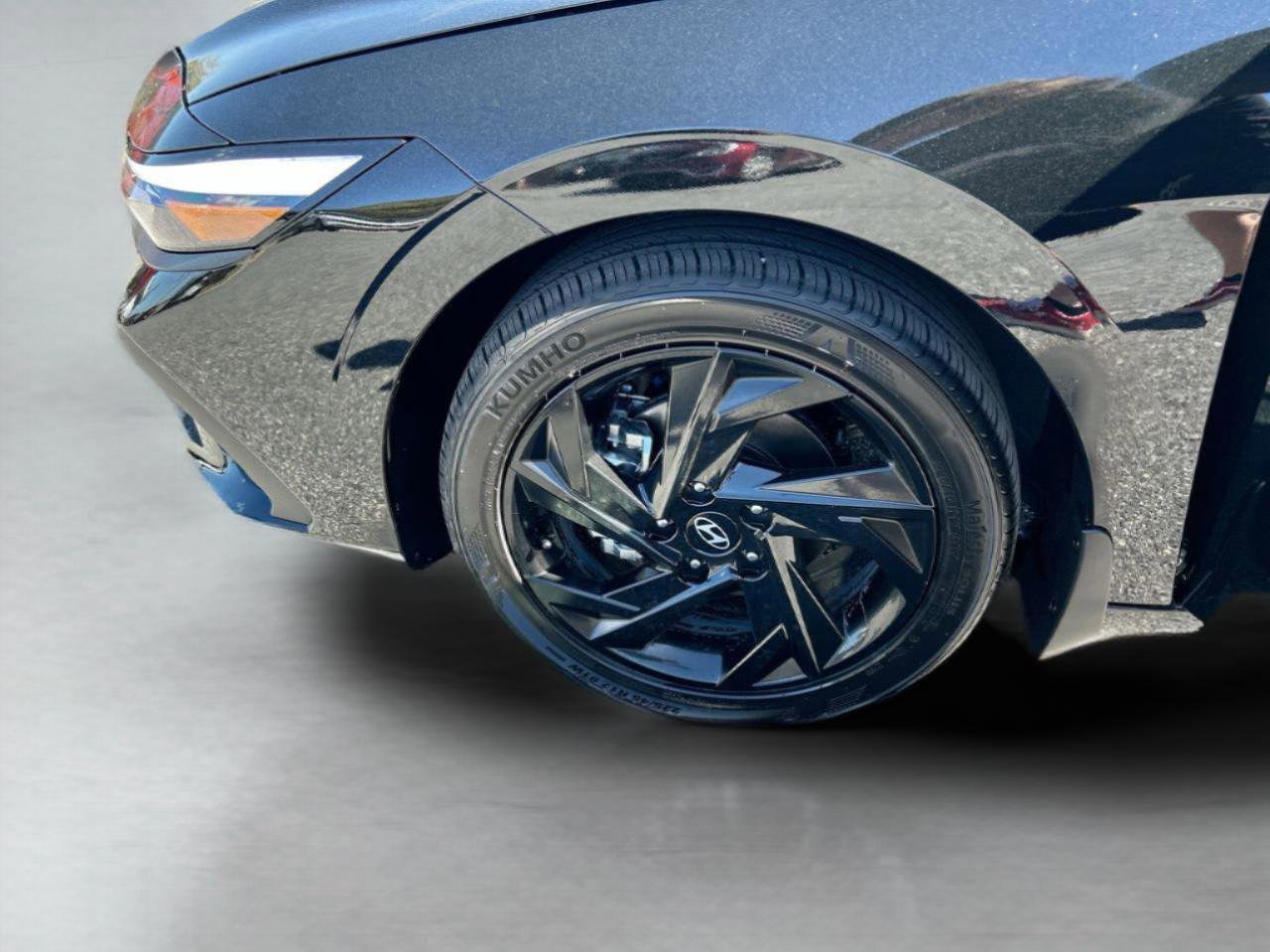 New 2026 Hyundai Elantra Sport FWD image 41