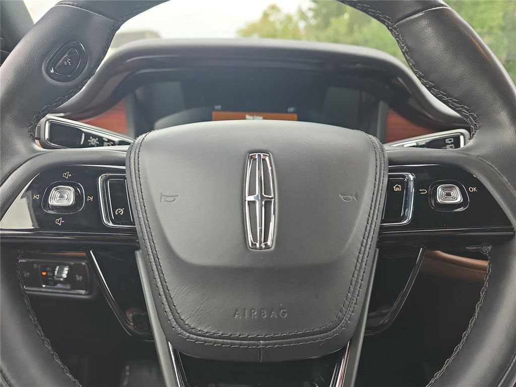 Used 2023 Lincoln Aviator Reserve w/ Elements Package Plus image 25