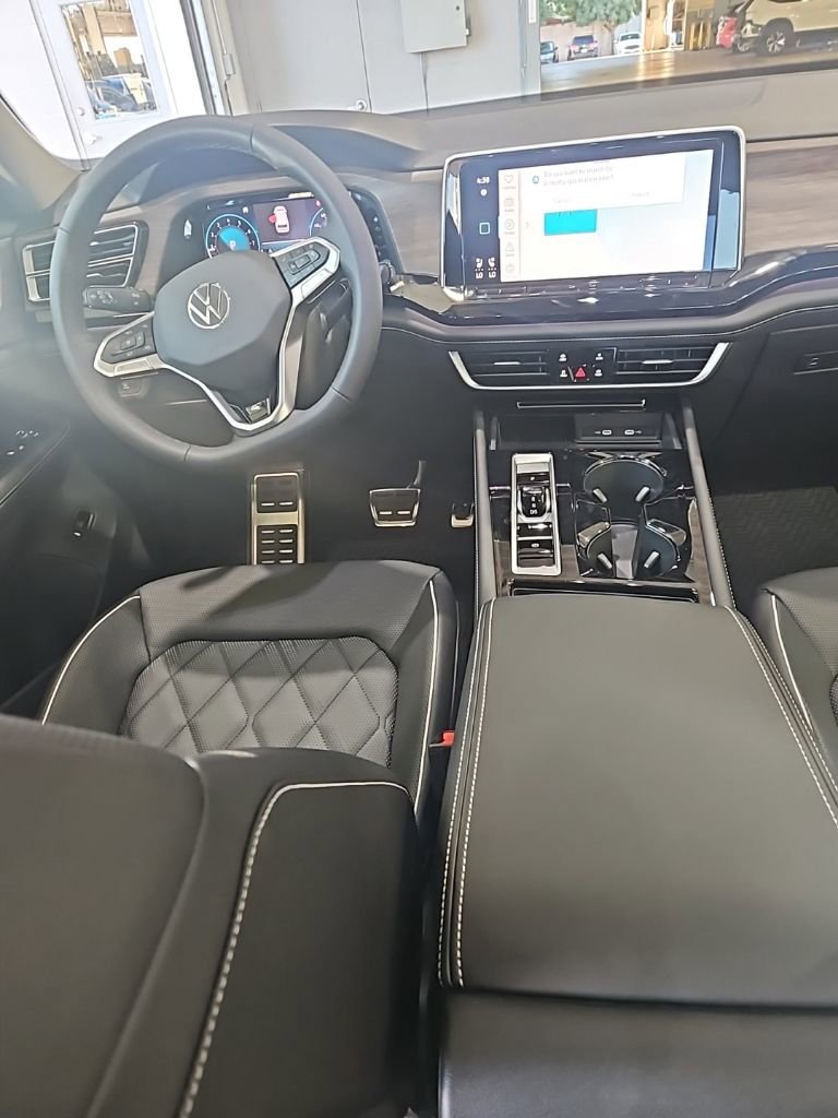 New 2026 Volkswagen Atlas SEL Premium R-Line image 27