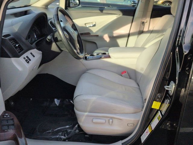 Used 2011 Toyota Venza w/ Comfort Pkg FWD image 8