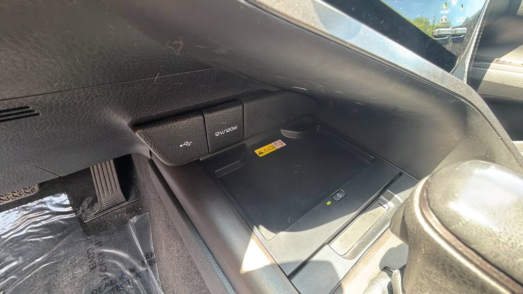 Used 2022 Toyota Camry XSE w/ Navigation Upgrade Package FWD image 25