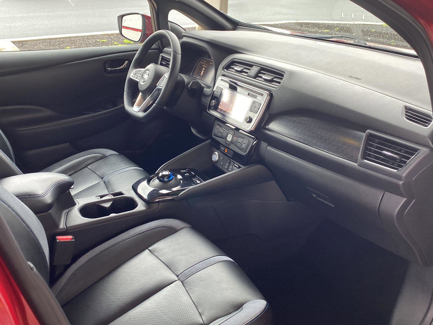 Used 2018 Nissan Leaf SL w/ SL Technology Package image 27