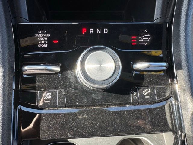 Certified 2025 Jeep Grand Cherokee Overland image 35