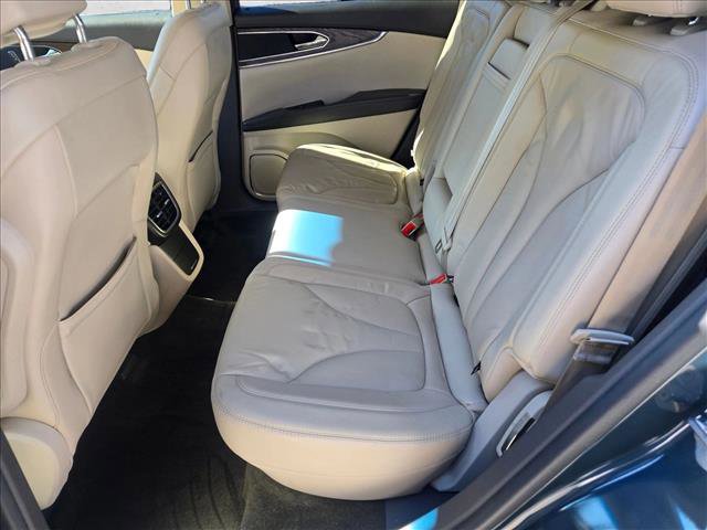 Used 2016 Lincoln MKX Select w/ Select Plus Package image 17