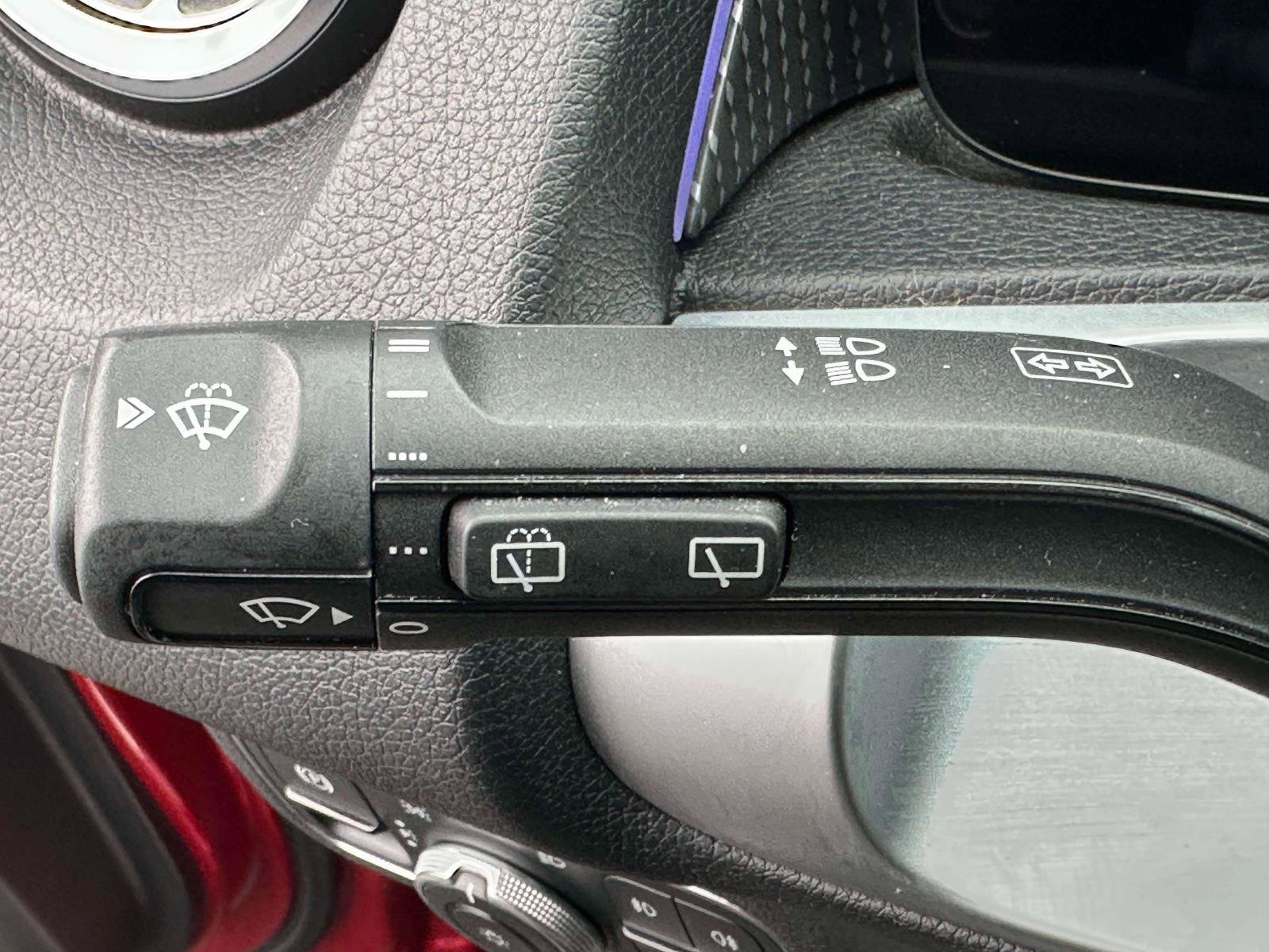 Certified 2022 Mercedes-Benz GLB 250 4MATIC image 23