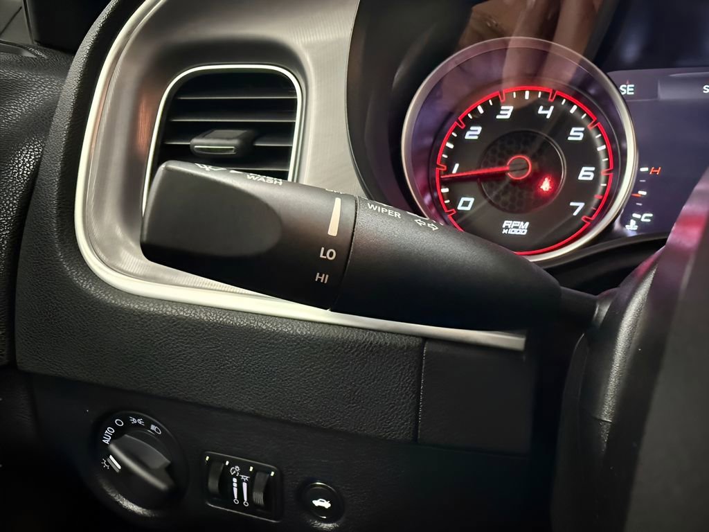 Used 2022 Dodge Charger SXT image 19