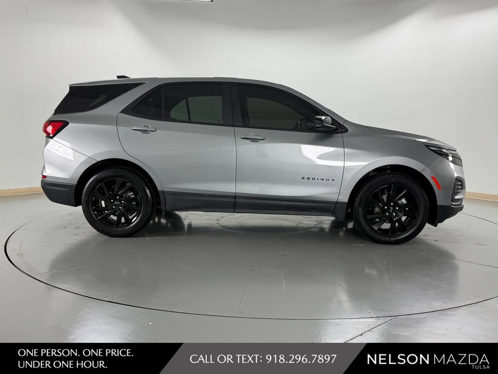 Used 2024 Chevrolet Equinox LS w/ LS Convenience Package FWD image 5
