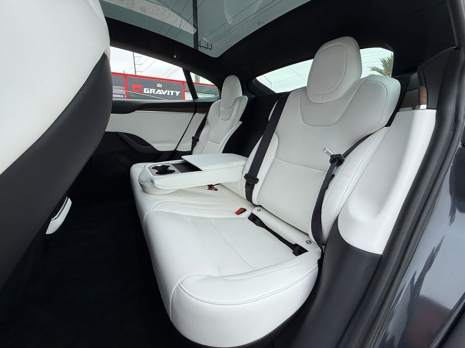 Used 2024 Tesla Model S image 16