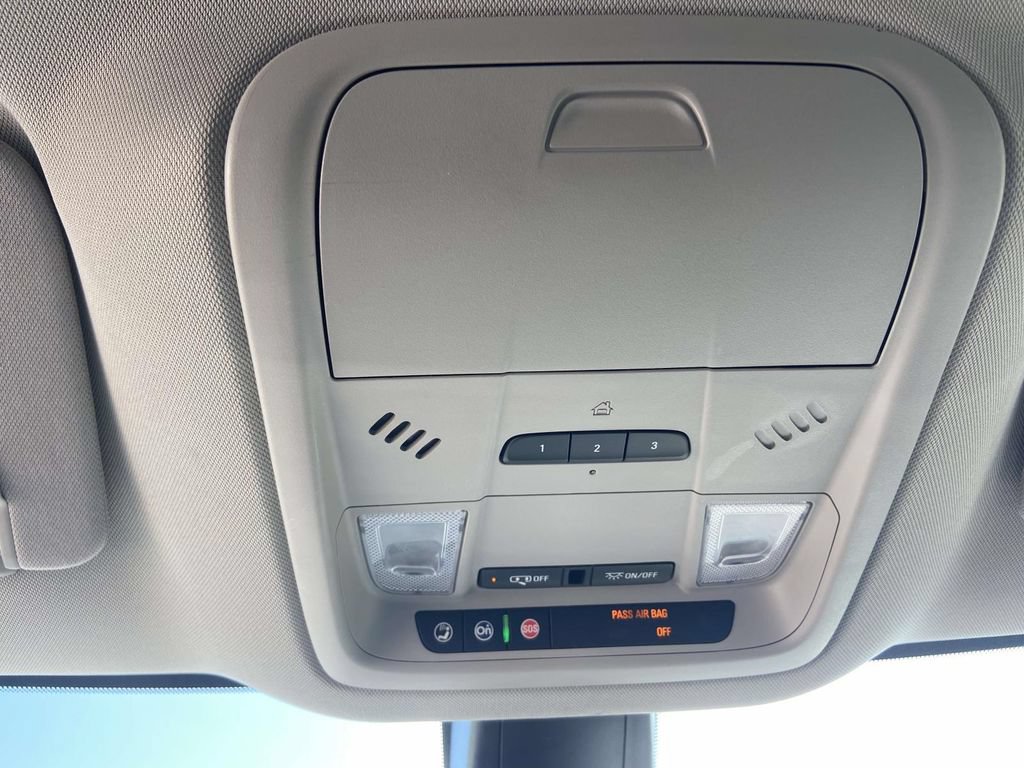 Used 2019 Buick Enclave Essence FWD image 34