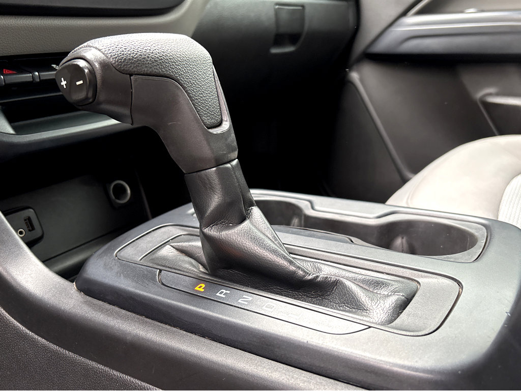 Used 2019 Chevrolet Colorado W/T w/ WT Convenience Package RWD image 14