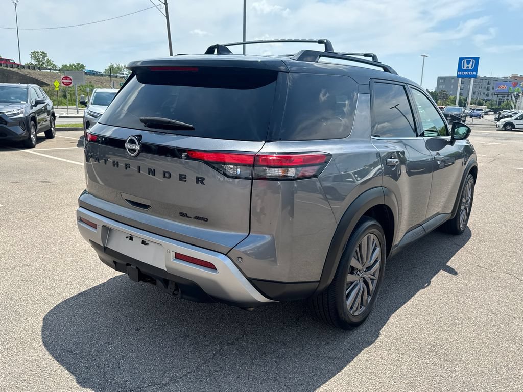 Used 2023 Nissan Pathfinder SL w/ SL Premium Package AWD/4WD image 11