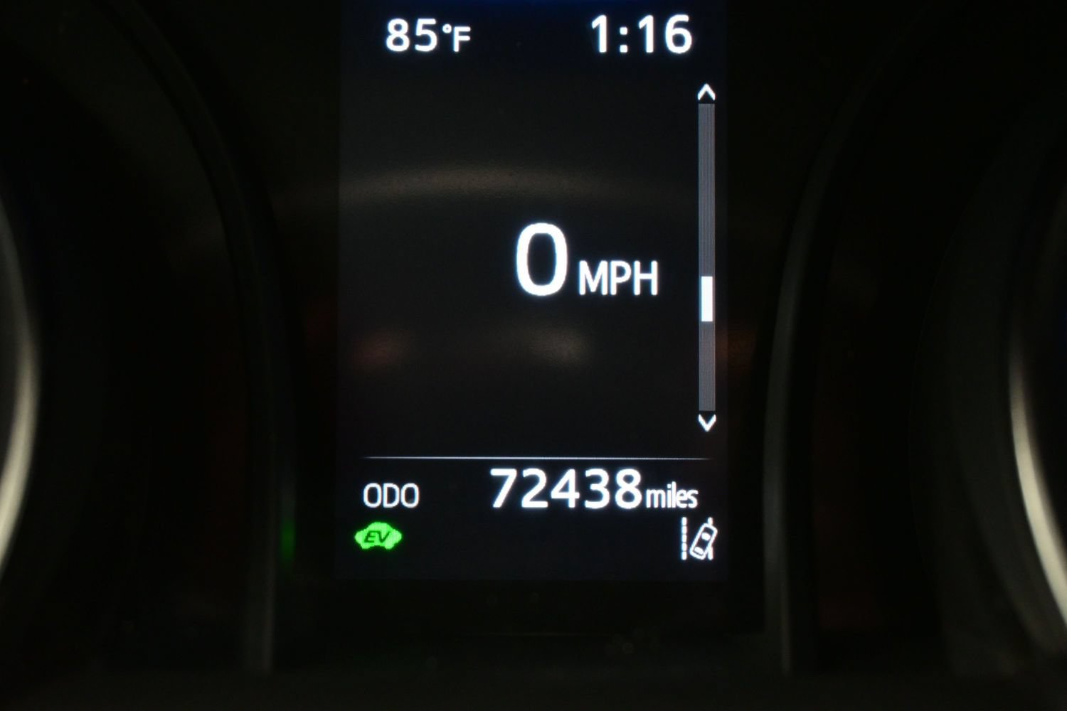 Used 2022 Toyota Camry SE FWD image 25