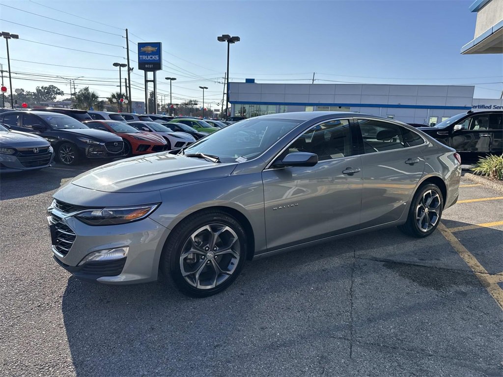 Used 2024 Chevrolet Malibu LT image 4