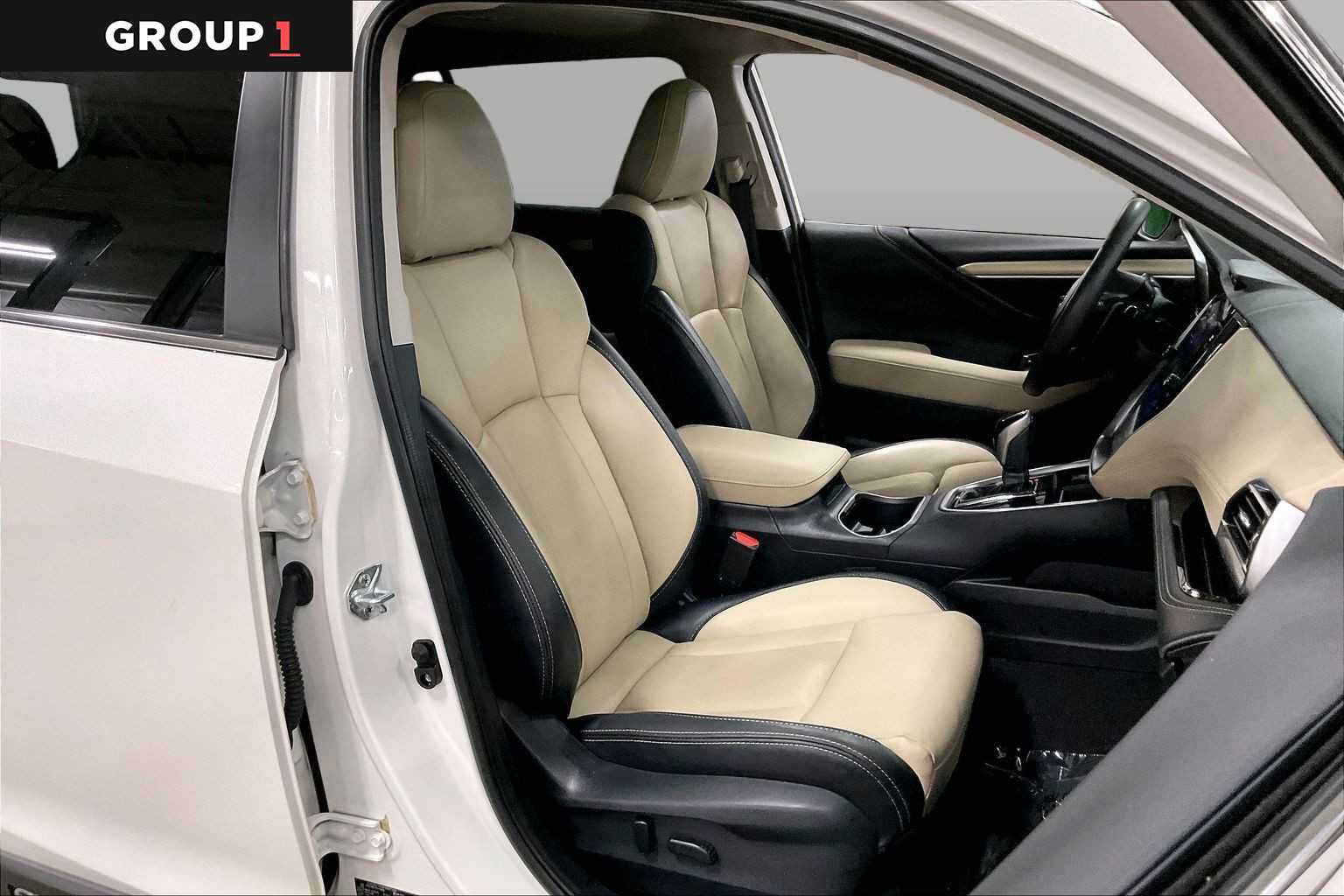 Certified 2025 Subaru Outback Limited AWD/4WD image 9