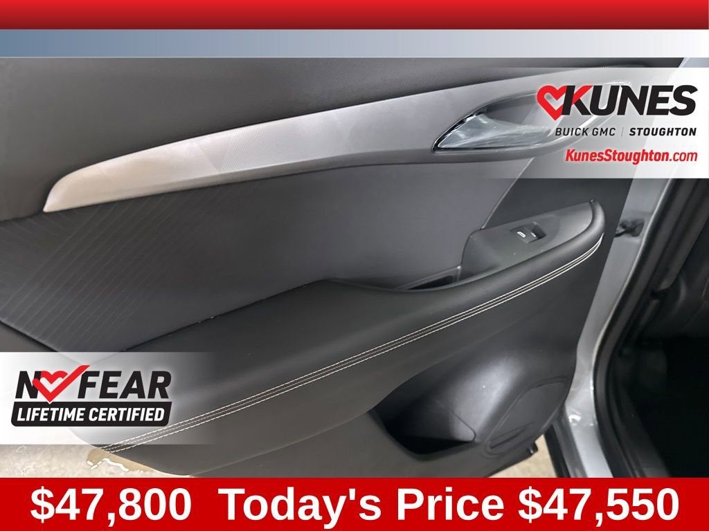 New 2026 Buick Envision Sport Touring image 32